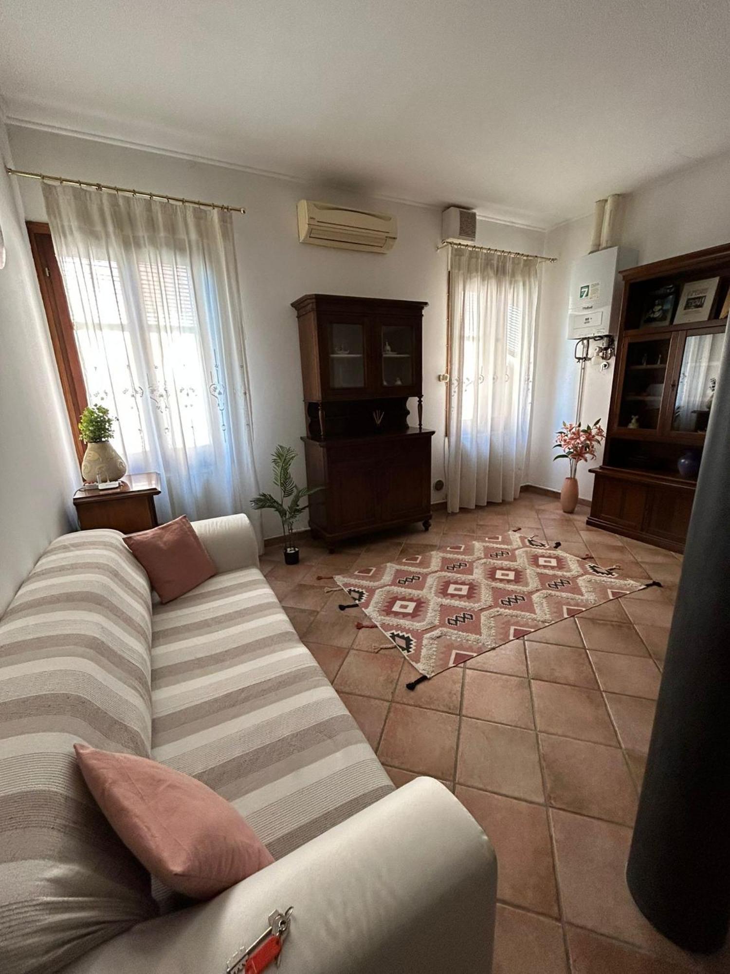 Apartamento Sarika House Mestre Exterior foto